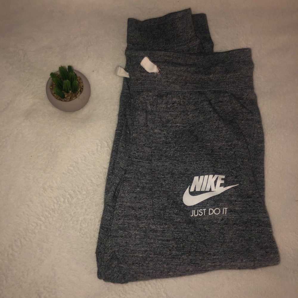 Gray Nike vintage joggers